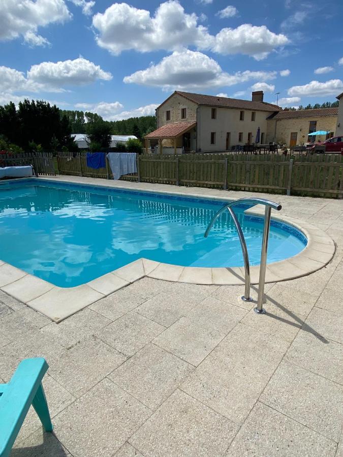 Loire Escapes Berrie Exterior foto